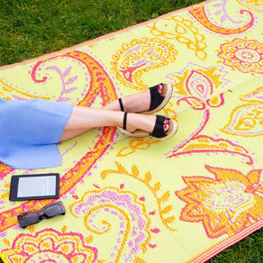 Waterproof Paisley Outdoor Rug