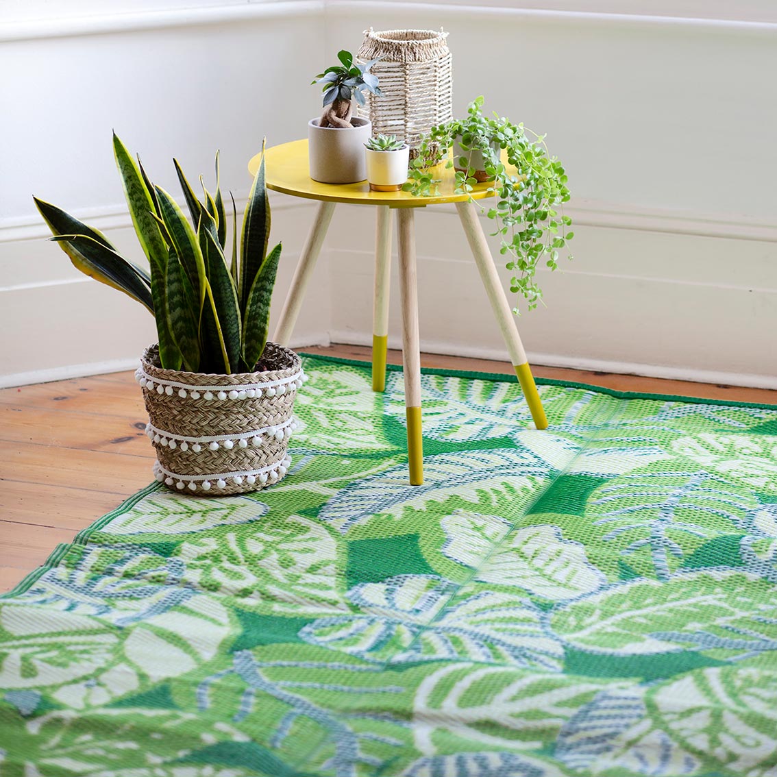 Green Tropical Outdoor Rug